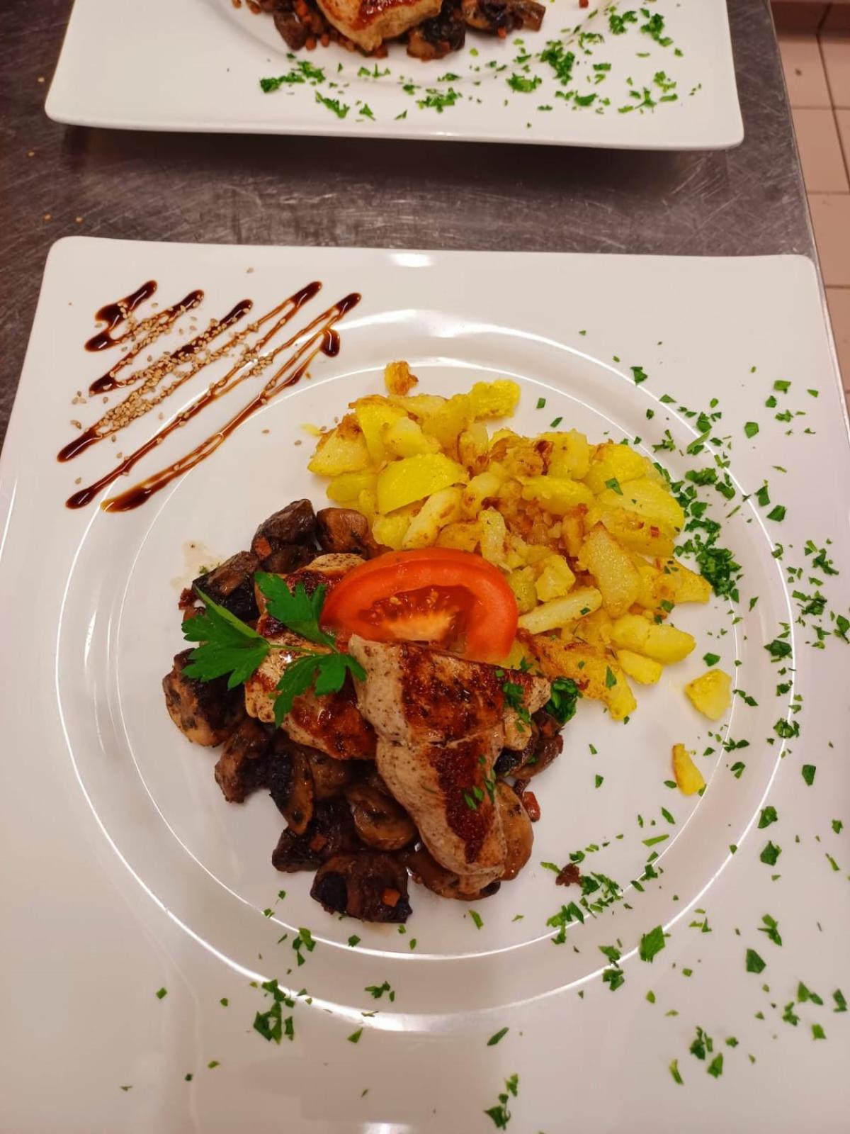 סנט לאונרד אים פיצטל Hotel Restaurant Liesele Sonne מראה חיצוני תמונה